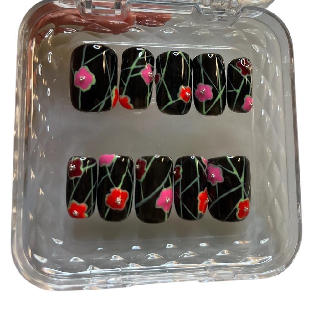 Andy Warhol inspired nails